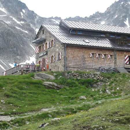 Haus Birgit פרטנאו