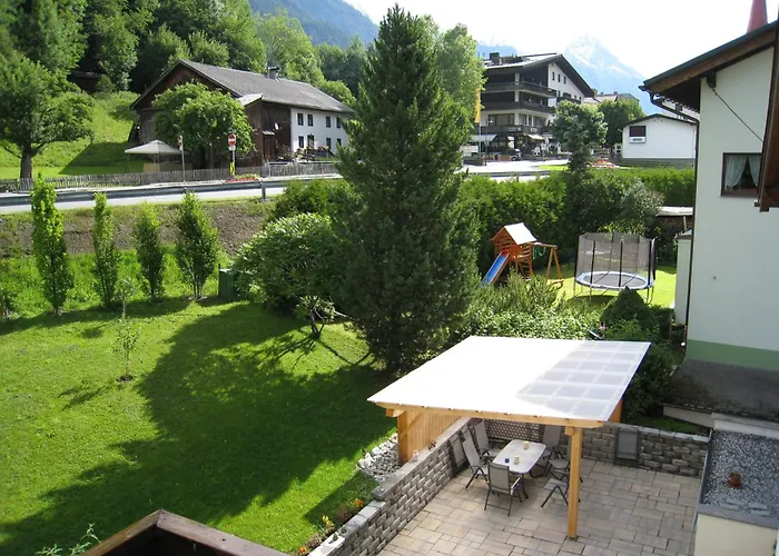 Haus Birgit Gasthuis Pettneu am Arlberg