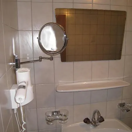 Haus Birgit Konukevi Pettneu am Arlberg